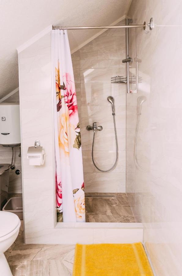 Apartmani Markesic Ramsko Jezero Prozor Buitenkant foto